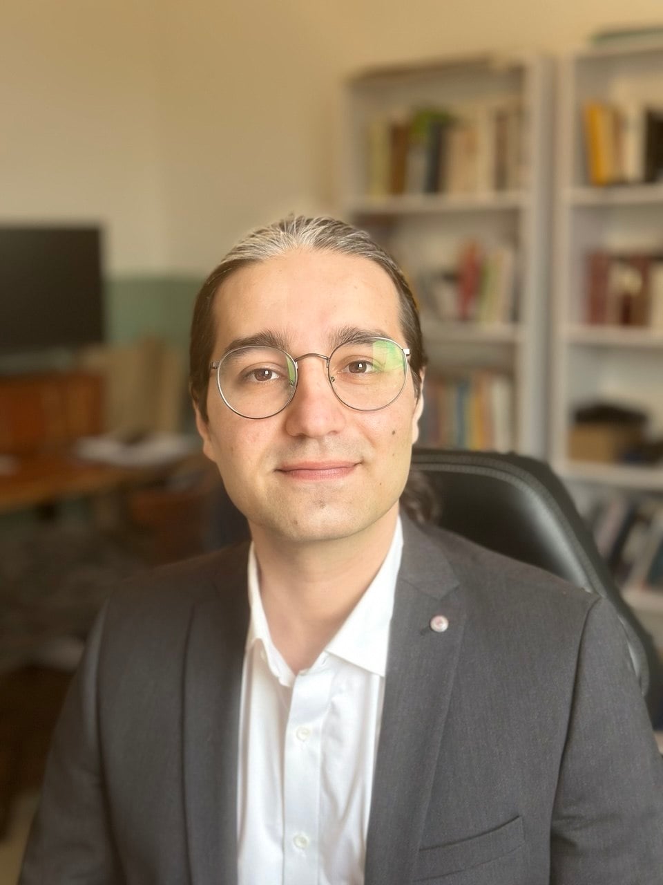 Porträt von Behzad Ahmadi
